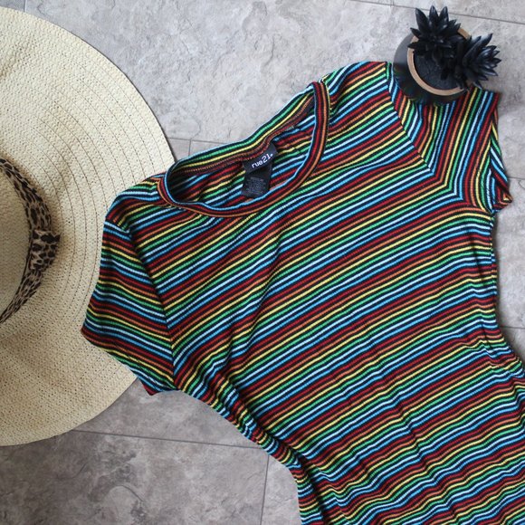Striped Rainbow Fitted Tee Shirt Size Med